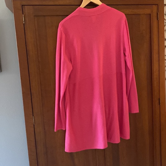 Women’s Cardigan - Picture 4 of 6